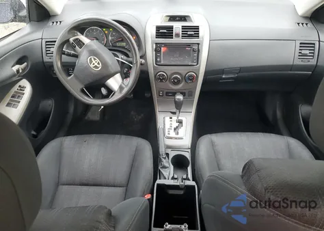 2013 Toyota Corolla Base z USA, uszkodzony, nr VIN 2T1BU4EE8DC025927